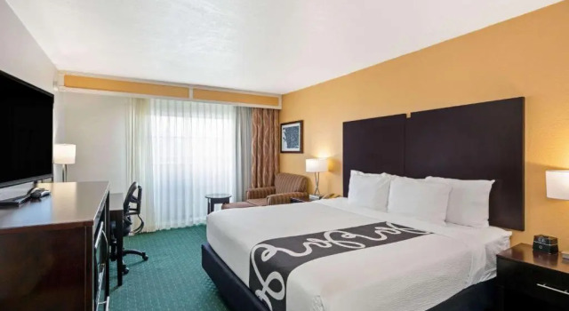 Номер Deluxe University Inn & Suites Berkeley