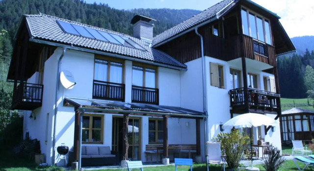 Landhäusl, Rezervovat Hotel Hotely v Carinthia s parkováním, Parkování