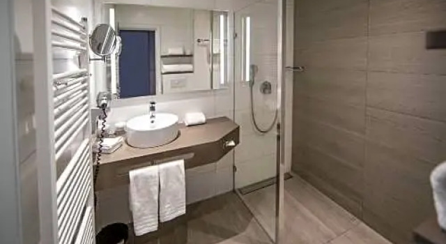 Двухместный номер Executive с видом на город Apollo Hotel Amsterdam, a Tribute Portfolio Hotel