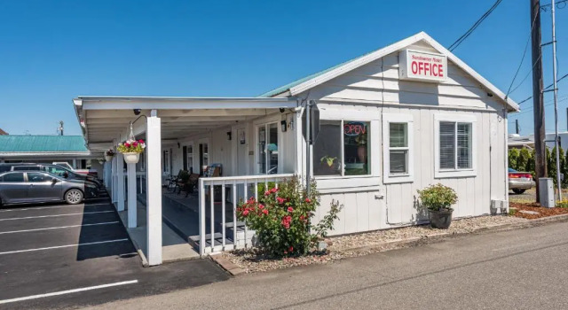Люкс Deluxe Sundowner Motel Sequim