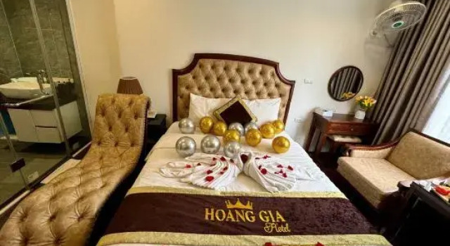 Люкс Hoàng Gia Hotel Nhân Hòa