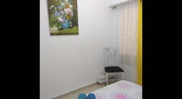 Deluxe 3 Bedroom Apartment, Balcony, 15 Minutes Walk to City and Beach Sys2
