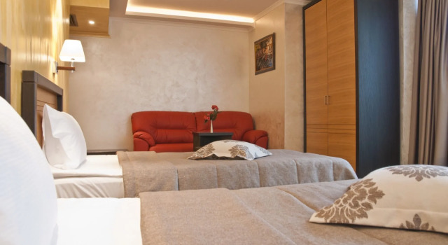 EfBet Hotel