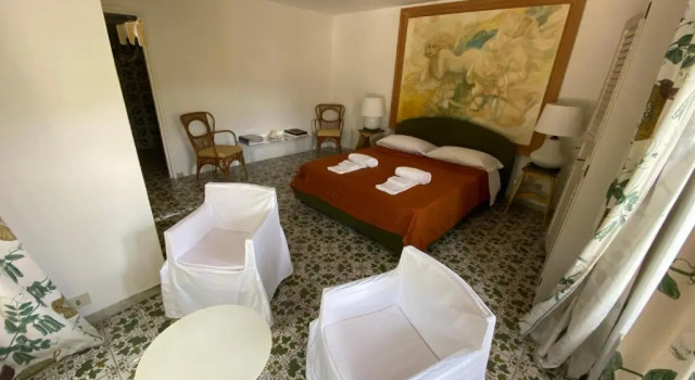Charming Villa, Book Villa Villaer i Capri, Villa