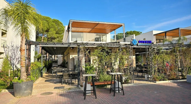 Aqua Bliss Apartment 296, Prenota Appartamento Plazhi San Pietro 