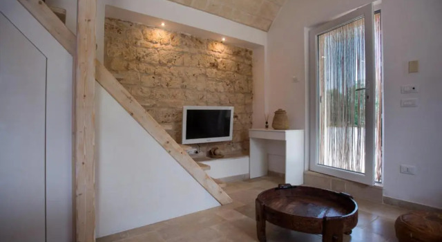 Lamia Tipica con Piscina, Book Hotel Hotels in Murgia with Parking, Parking