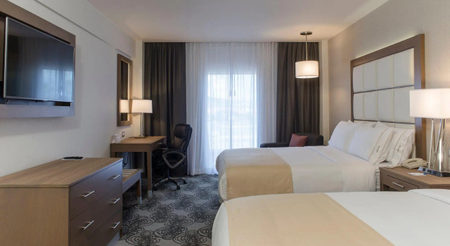 Четырёхместный номер Standard Holiday Inn Express & Suites Chihuahua Juventud by IHG