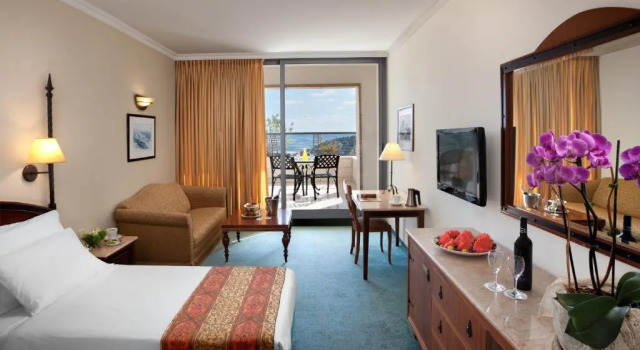 Двухместный номер Business Golden Crown Hotel