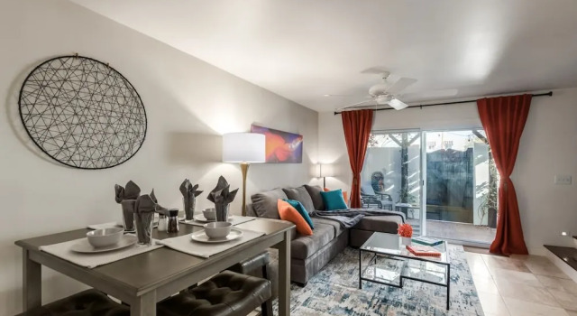 New Listing! Modern Scottsdale Townhouse! Close to Everything! by Redawning