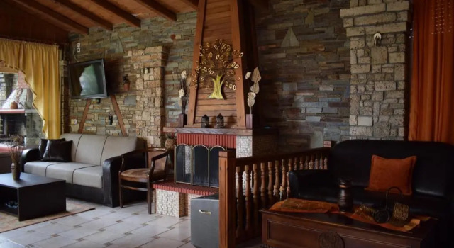 Harama Guesthouse, Book Guesthouse Kato Loutraki Macedonia