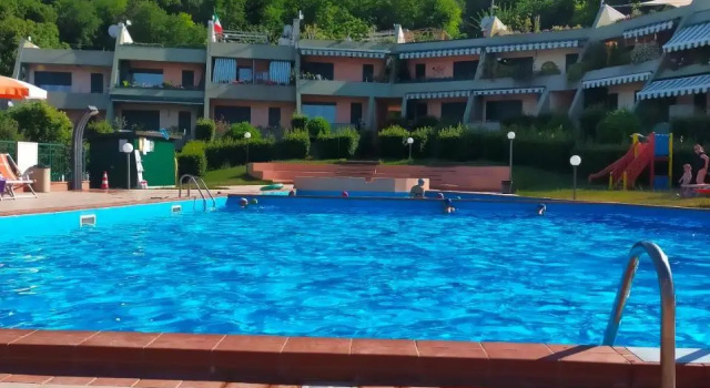 Casa Vacanza “Via Verde”, Prenota Appartamento Hotel a Abruzzo con parcheggio, Parcheggio
