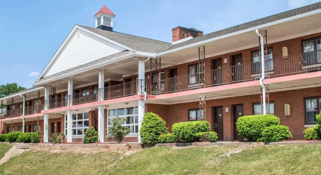 Econo Lodge Williamsport, Buchen Sie Hotel Williamsport Pennsylvania