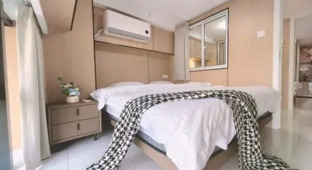 Люкс Wuhan Xilai Light Luxury Homestay (Xujiapeng Metro Station Branch)