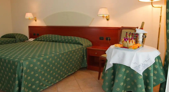 Номер Superior Hotel Tito Serrano