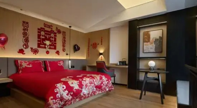Люкс SFEEL Designer Hotel (Chaoyang Street Branch, Taiyuan Railway Station)
