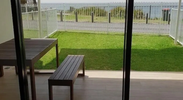 Четырёхместный номер Standard Ocean Front Motel