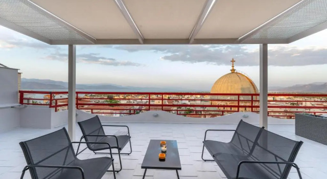 Апартаменты John's city center roof studio flat -panorama view