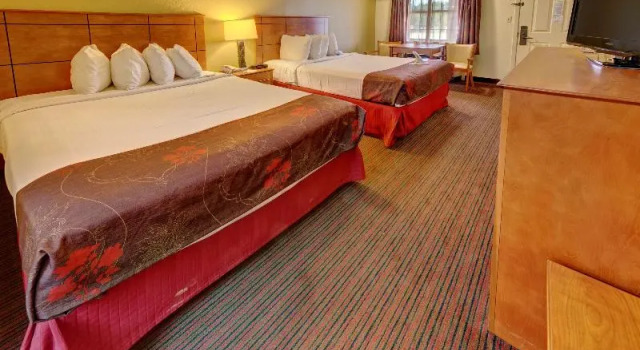 Люкс с 2 комнатами Best Western Inn Russellville