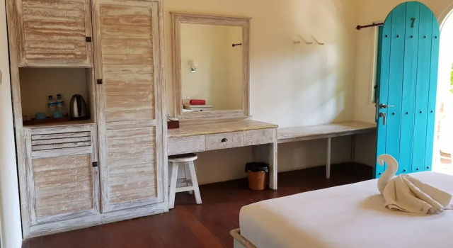 Двухместный номер Deluxe White Coconut Resort