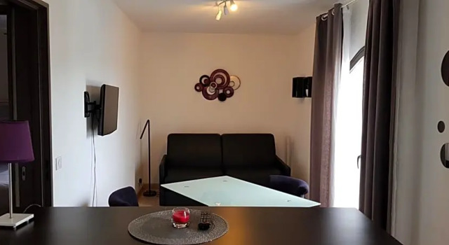 Полулюкс Hotel Perla Riviera