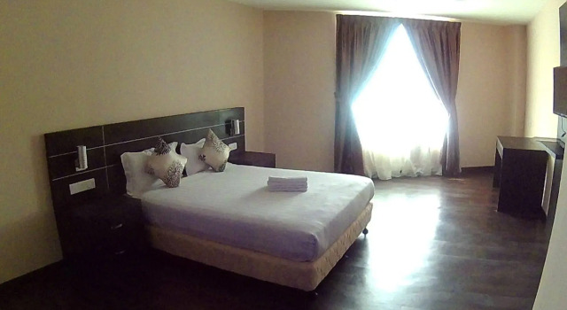 Goldsands Hotel