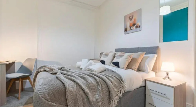 Family London Luxe House With 4 Bedrooms, Забронировать Отель Бизнес-отели Англии, 4* 5*