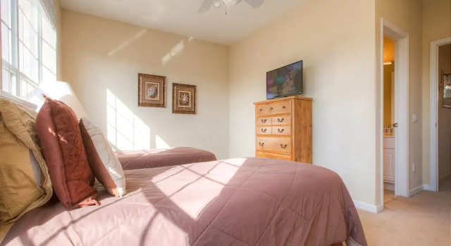 Bayshore Beauty, Rezerwuj Hotel Hotele w Kissimmee z parkingiem, Parking
