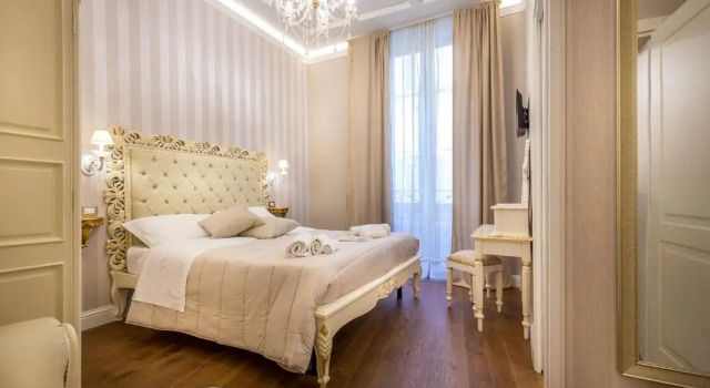 Relais Twelve B&B, Забронировать Отель «постель и завтрак» Отели Флоренции с завтраком, рядом с Баптистерий сан Джовани, Завтраки