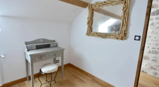 House With 2 Bedrooms in Alligny-en-morvan, With Wonderful Mountain Vi, Rezervovat Hotel Hotely v Morvan s parkováním, Parkování