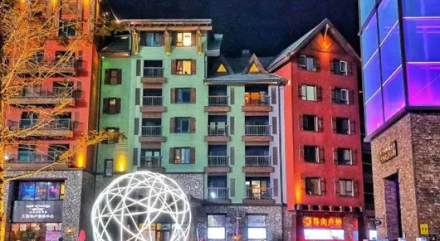 Zhanyun SALOMON Hotel Songhua Lake Jilin, Rezervovat Hotel Ťi-lin Jilin