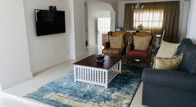 Bencorrum Self-Catering Apartments, Забронировать Апартаменты/квартира Дурбан Квазулу-Наталь, рядом с Международный конгресс-центр Дурбана