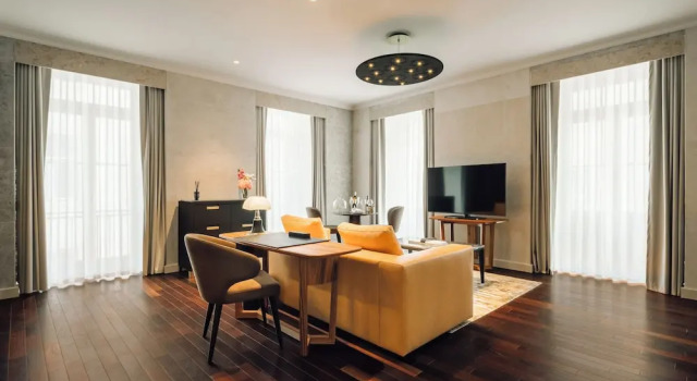 Люкс MYTHIC SANA Downtown Suites - New Opening