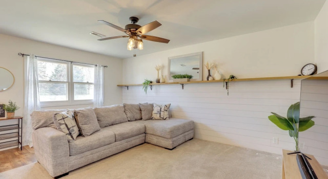 Коттедж Family-friendly Lincoln Home w/ Sandbox & Grill!