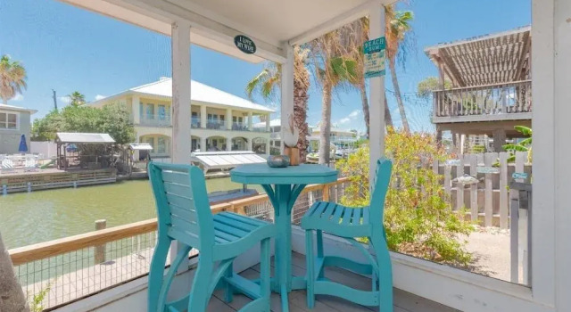Sea-esta by Miss Kitty’s, Book Hotel Hoteller i Rockport med parkering, Parkering