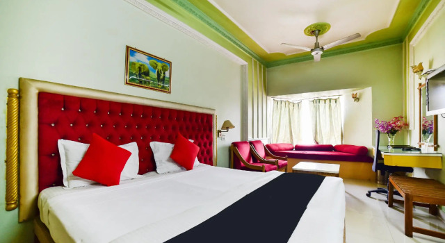 Люкс Standard Hotel Samrat International