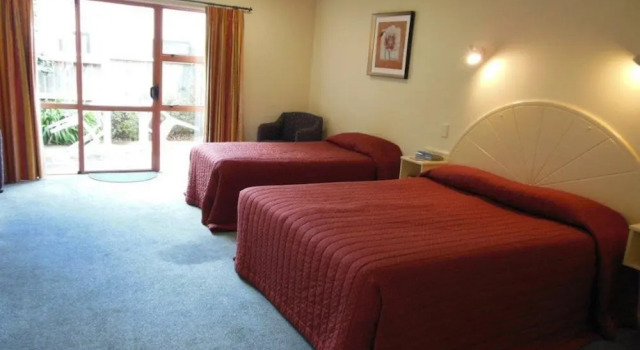 Valdez Motor Lodge