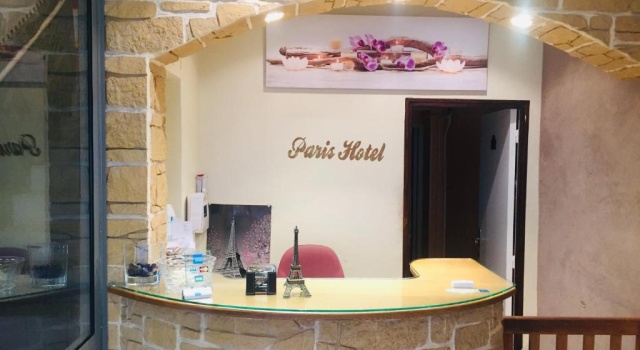 Трёхместный номер Standard Paris Hôtel Le Mediterraneen