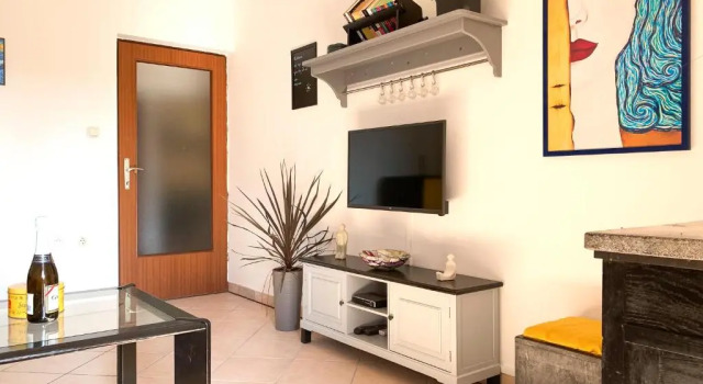 Apartmani Sincic, Забронировать Отель Отели Пьешчана-Увала с парковкой, Парковка