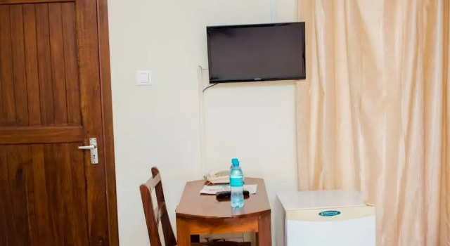 Номер Standard Kilimanjaro Crane Hotels & Safaris