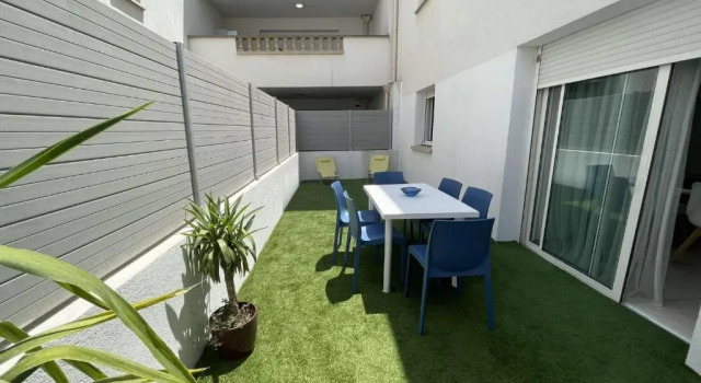 Апартаменты Appartement la plage de la pointe rouge