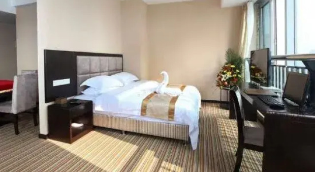Chongqing Laiyi Business Hotel, Buchen Sie Hotel Chongqing 