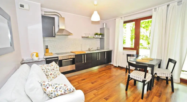 Grand Apartments Duet, Varaa Huoneisto Hotellit Pommeri pysäköinnillä, Pysäköinti