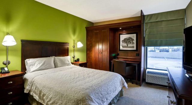Двухместный номер Standard Hampton Inn Morgantown