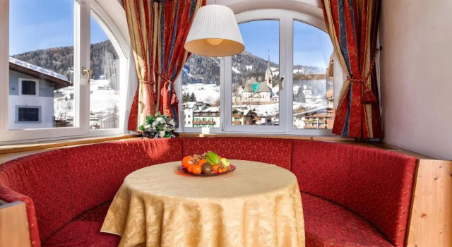 Полулюкс Superior Leading Relax Hotel Maria