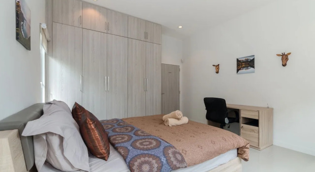 Private Pool Villa With 3 Bedrooms L67, Забронировать Вилла Отели провинции Прачуапкхирикхан с парковкой, Парковка