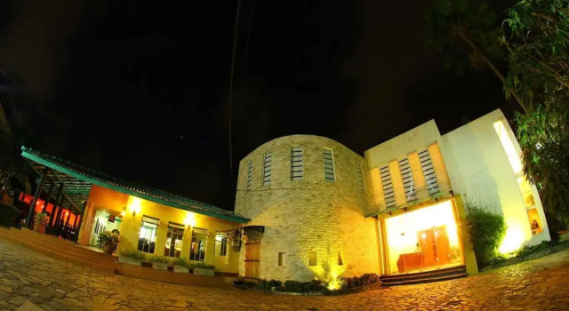 Sanoreech Hotel