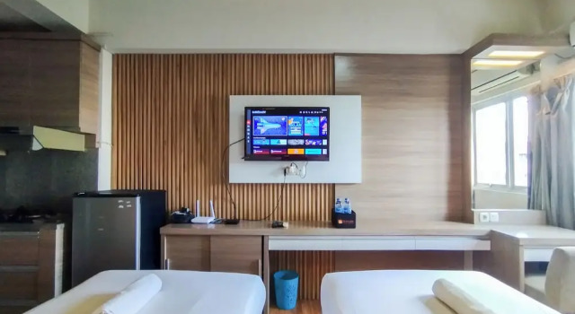 Студия Strategic And Nice Studio Apartment At Suites @Metro
