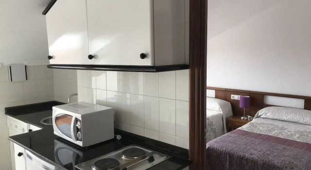 Hotel Meve Mar, Varaa Hotelli Somo 