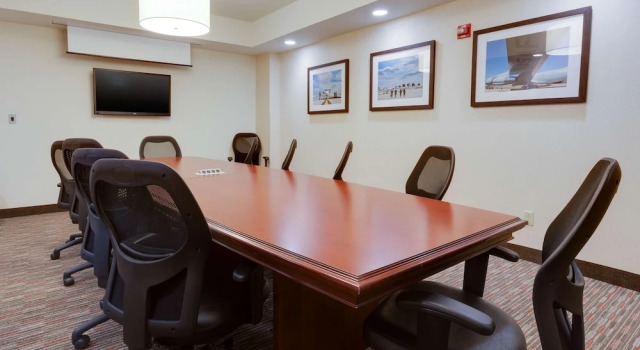 Двухместный номер Standard с 2 комнатами Drury Inn & Suites St. Louis/OFallon, IL
