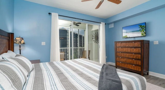 Casa Marina 654 - 4321 Bay Beach Lane 2 Bedroom Condo by RedAwning